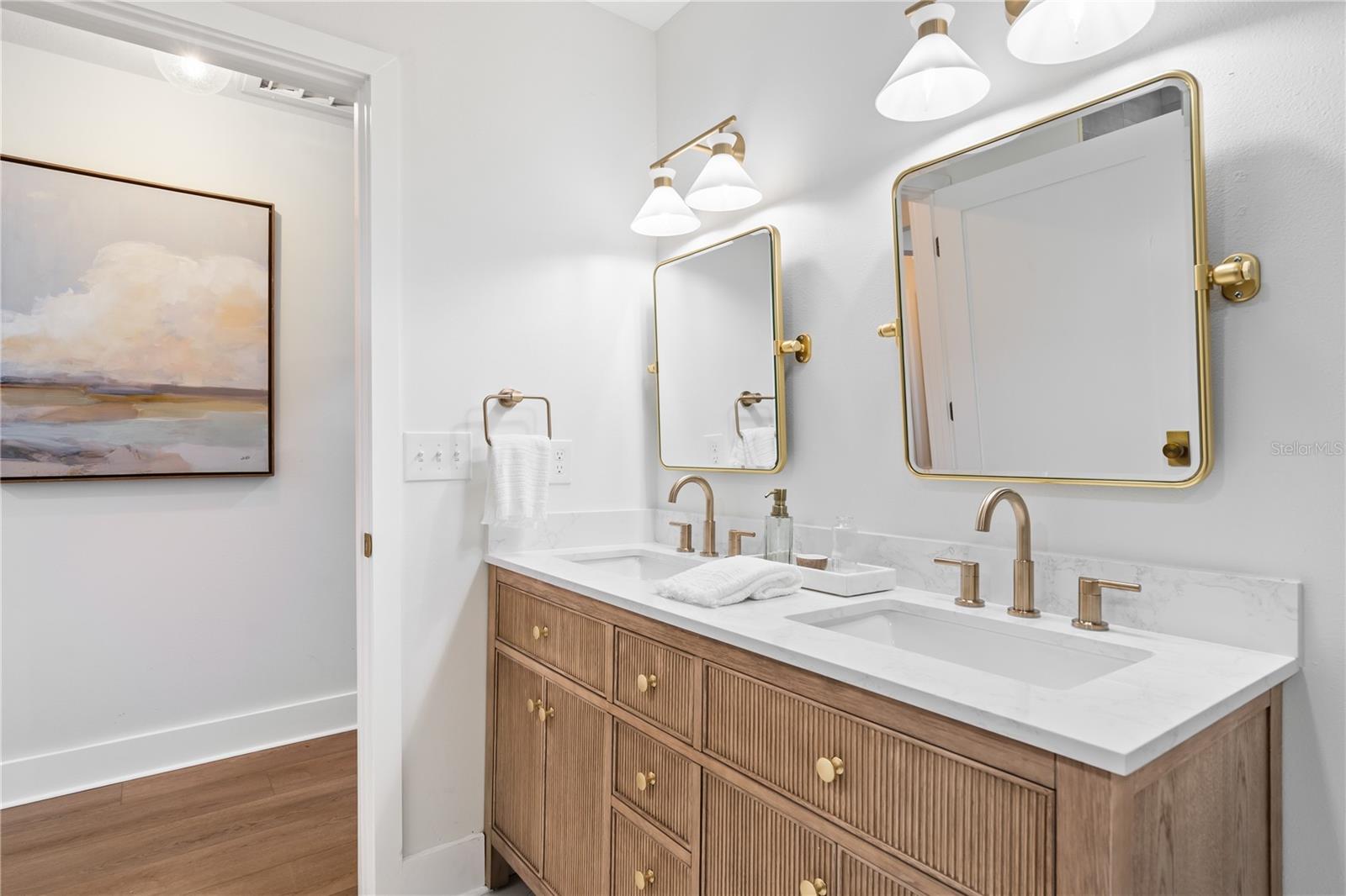 HARBOR VIEW VILLAS 1ST ADD - Residential