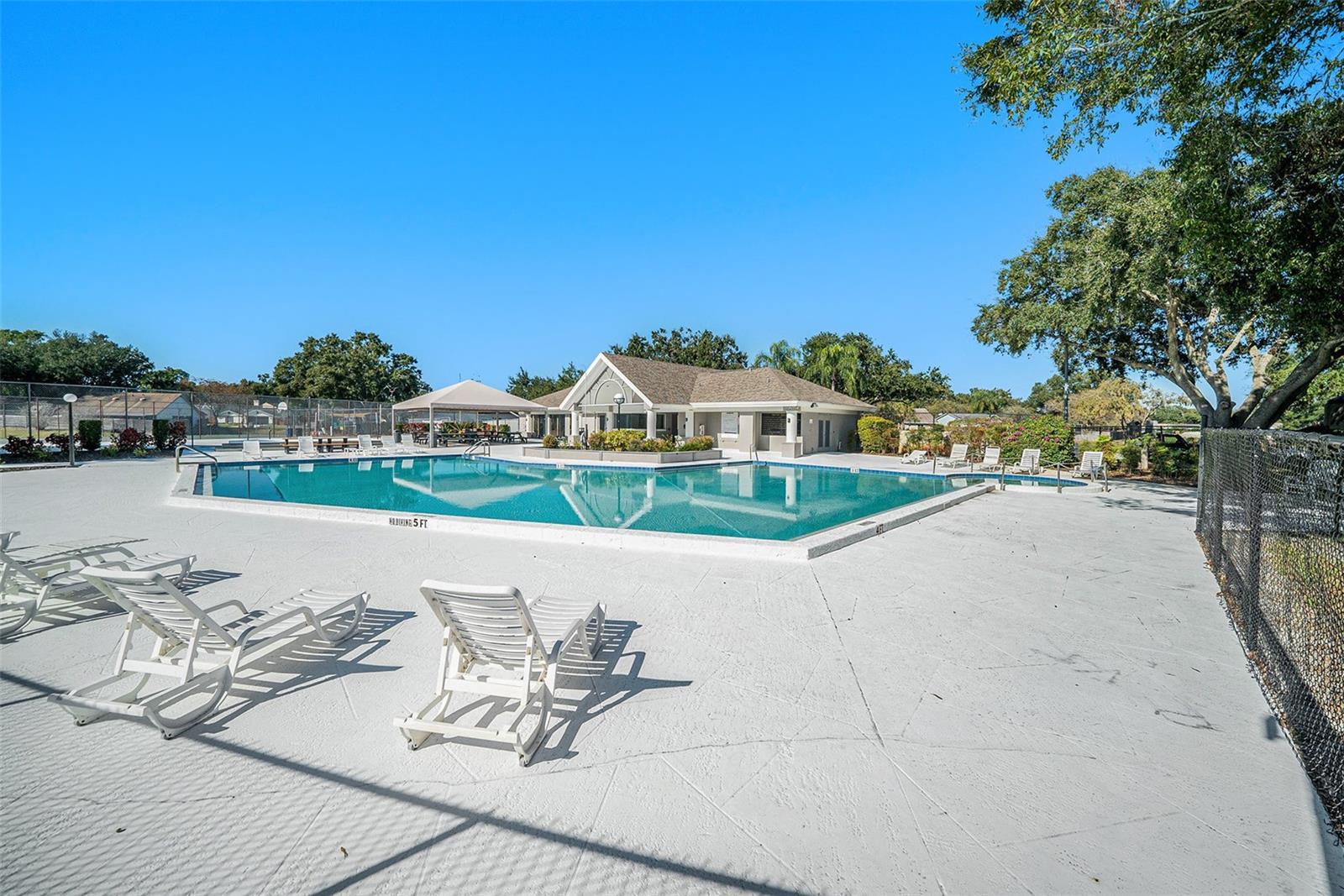 CARPENTERS RUN PH 04B - Residential Lease