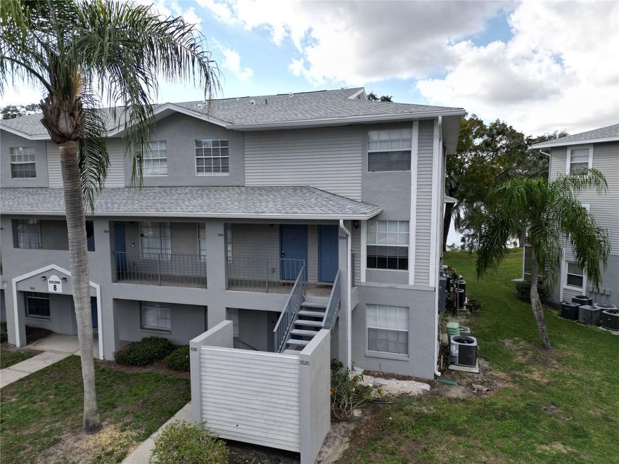 Honey, stop the car! This is the one! Beautiful turnkey condo on the Hillsborough River. New floors, remodeled kitchen and master bathroom. One of the only units in the community with W/D hookups. Great feature! NEW Roof, AC is at 5yrs, W/H is at 2yrs. Granite countertops in kitchen and screened in patio overlooking the river. Gated community with gate guard on duty 24hrs a day. Fishing dock and private boat ramp. Perfect for a first-time home buyer or investor looking for immediate cash flow as a rental. Minutes from I-4 and HWY 75. Great schools, shopping, dining and entertainment all within a few miles of the property. Schedule a showing today, won't last!