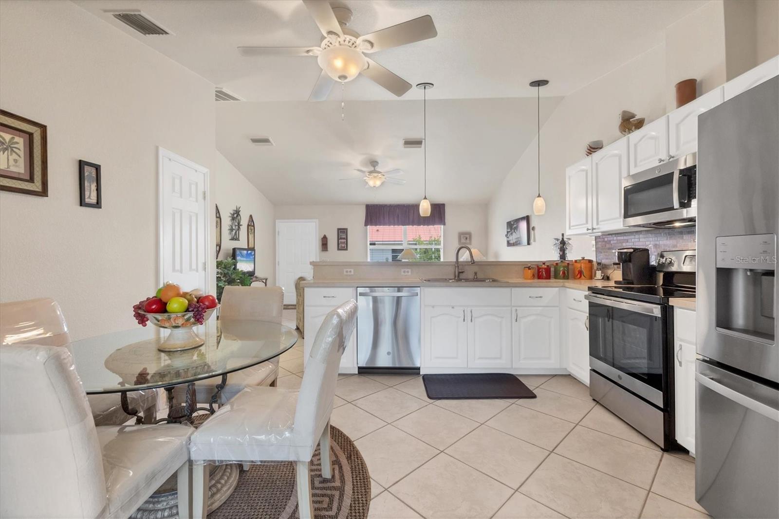 RENDEZ-VOUS CONDO - Residential