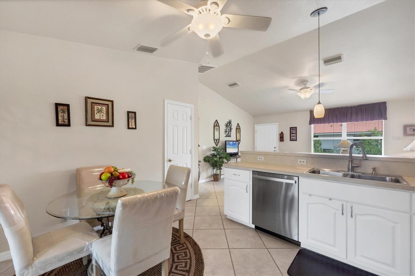 RENDEZ-VOUS CONDO - Residential