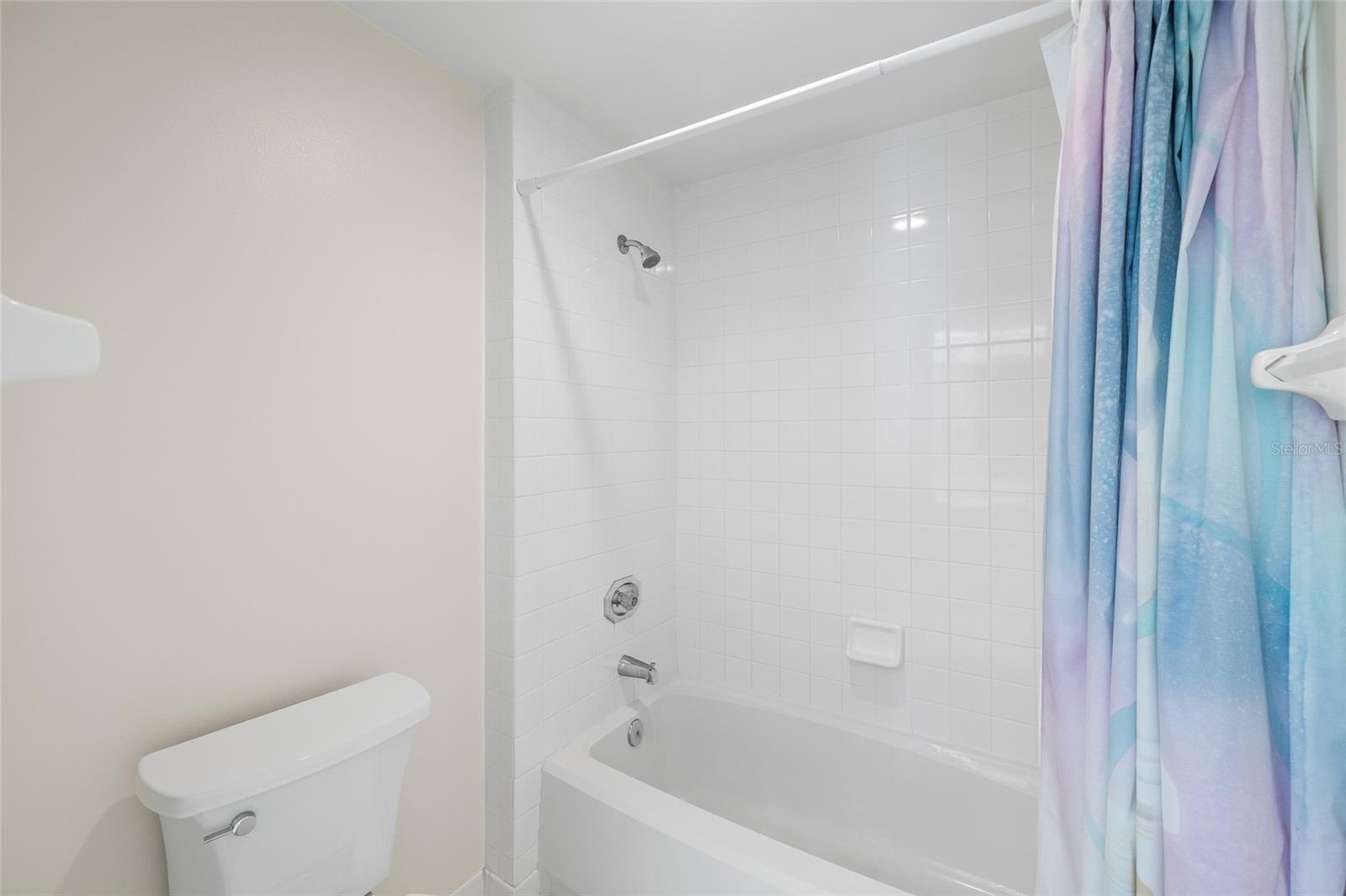 CORAL POINTE - Residential