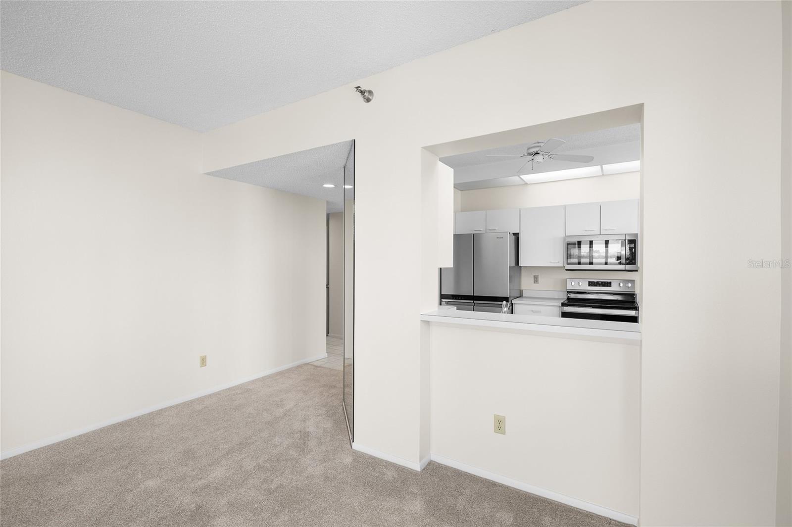 CORAL POINTE - Residential