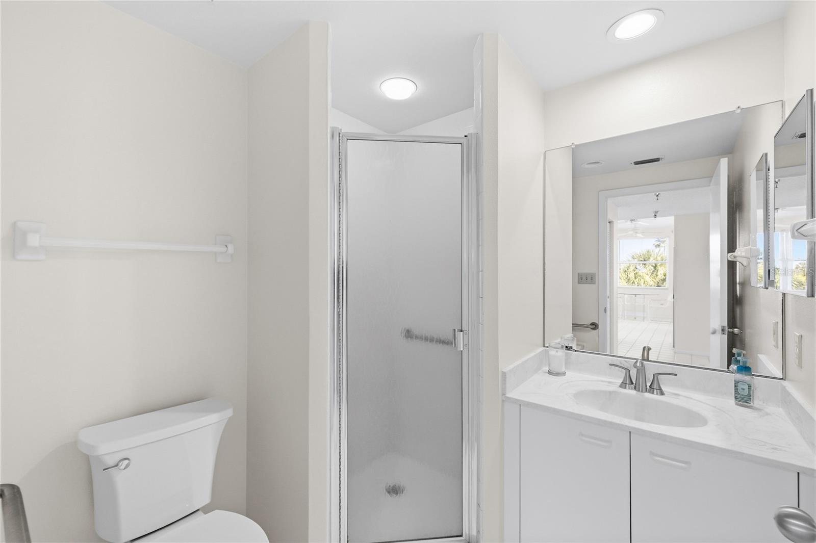 CORAL POINTE - Residential