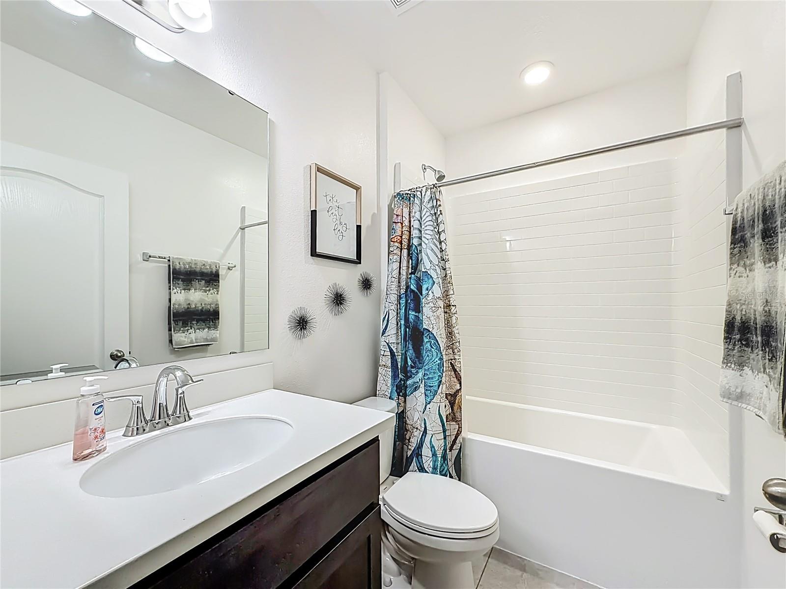 ROYAL HIGHLANDS - Residential