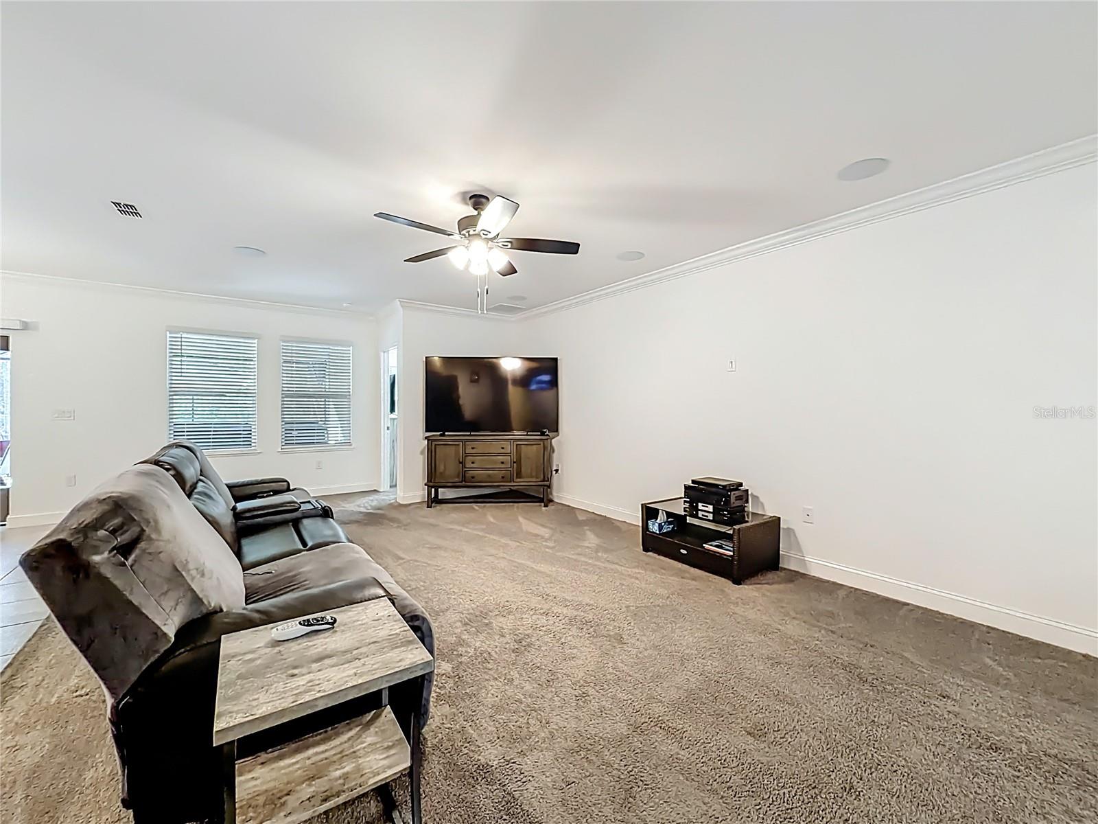 ROYAL HIGHLANDS - Residential