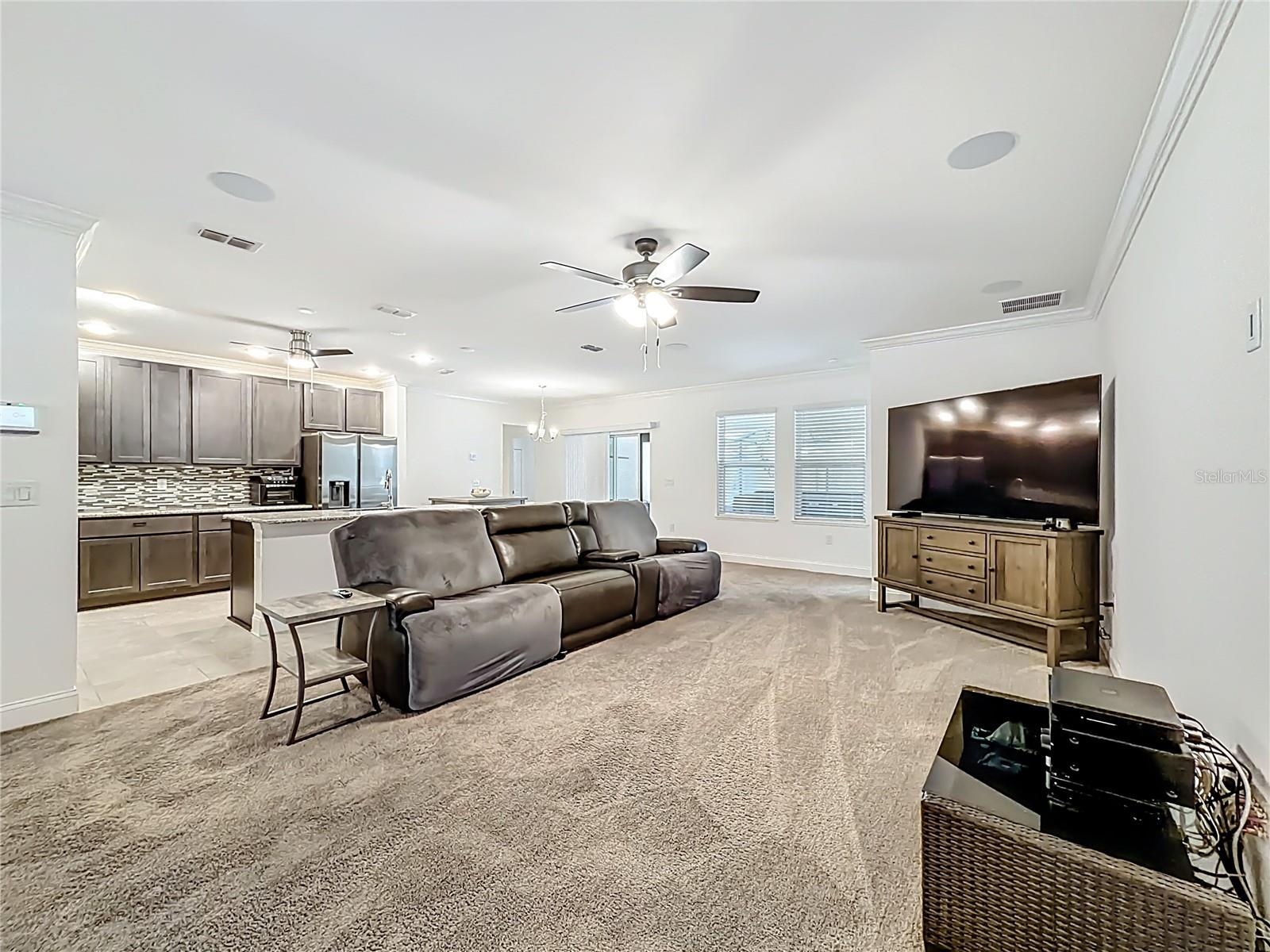 ROYAL HIGHLANDS - Residential