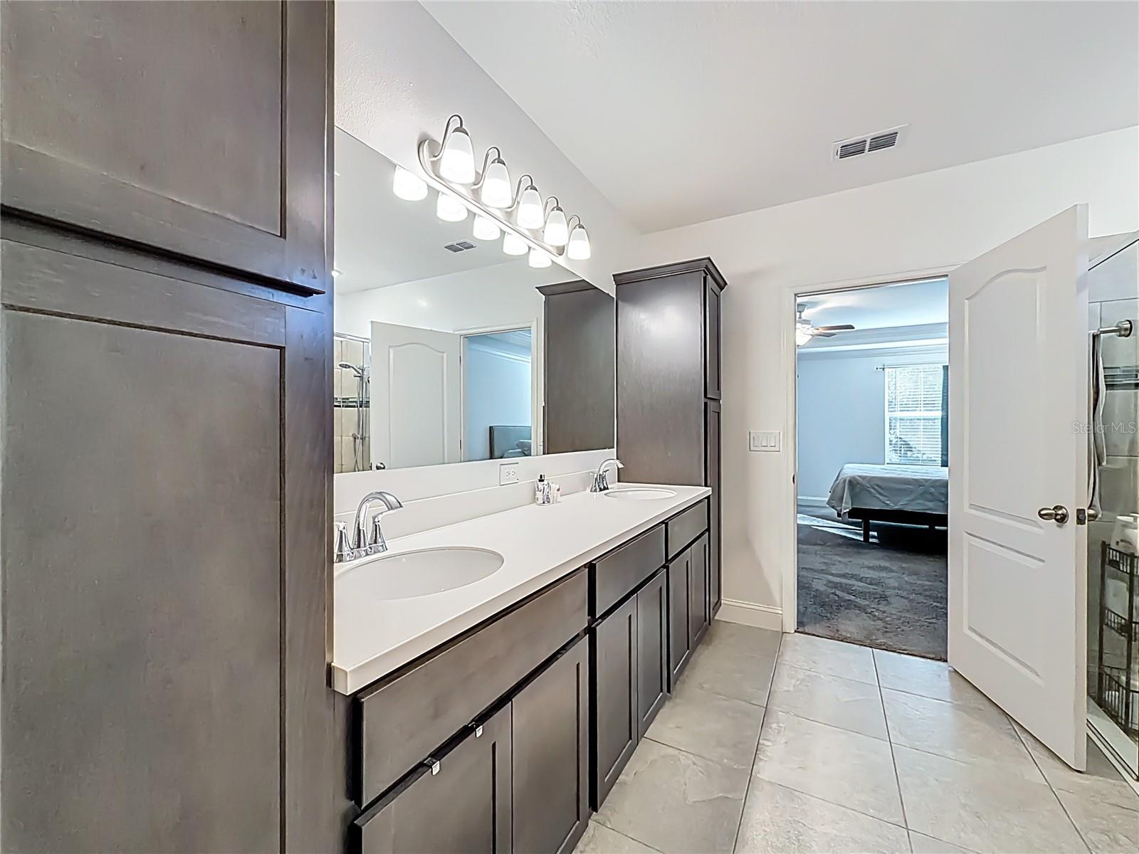 ROYAL HIGHLANDS - Residential