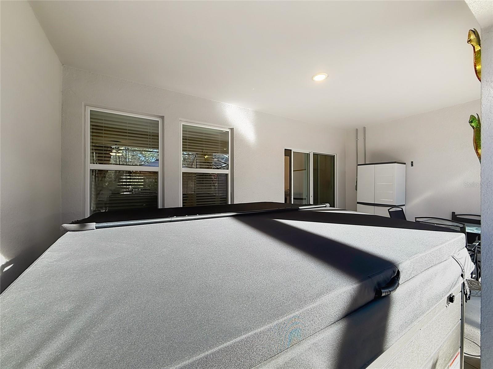 ROYAL HIGHLANDS - Residential