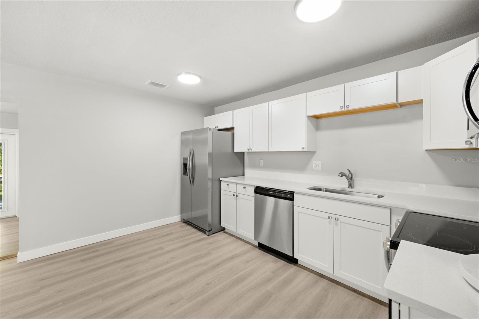 CAROL ESTATES TERRACE - Residential