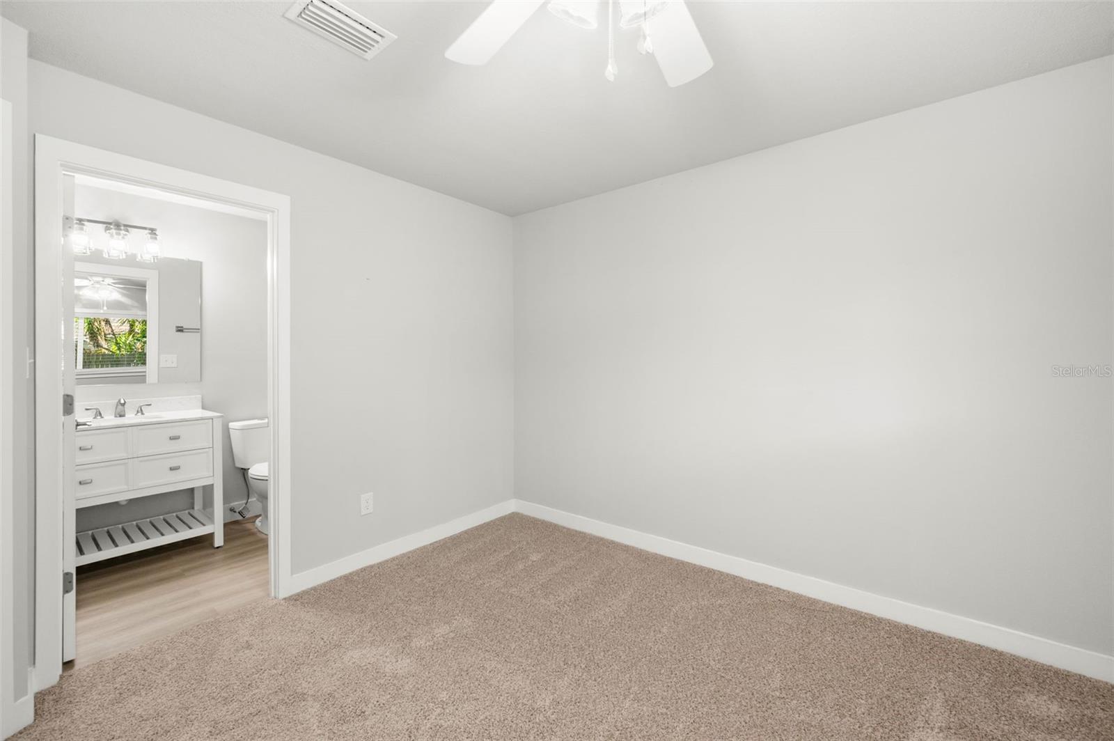 CAROL ESTATES TERRACE - Residential