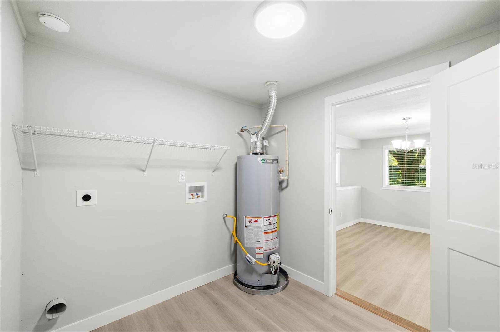 CAROL ESTATES TERRACE - Residential