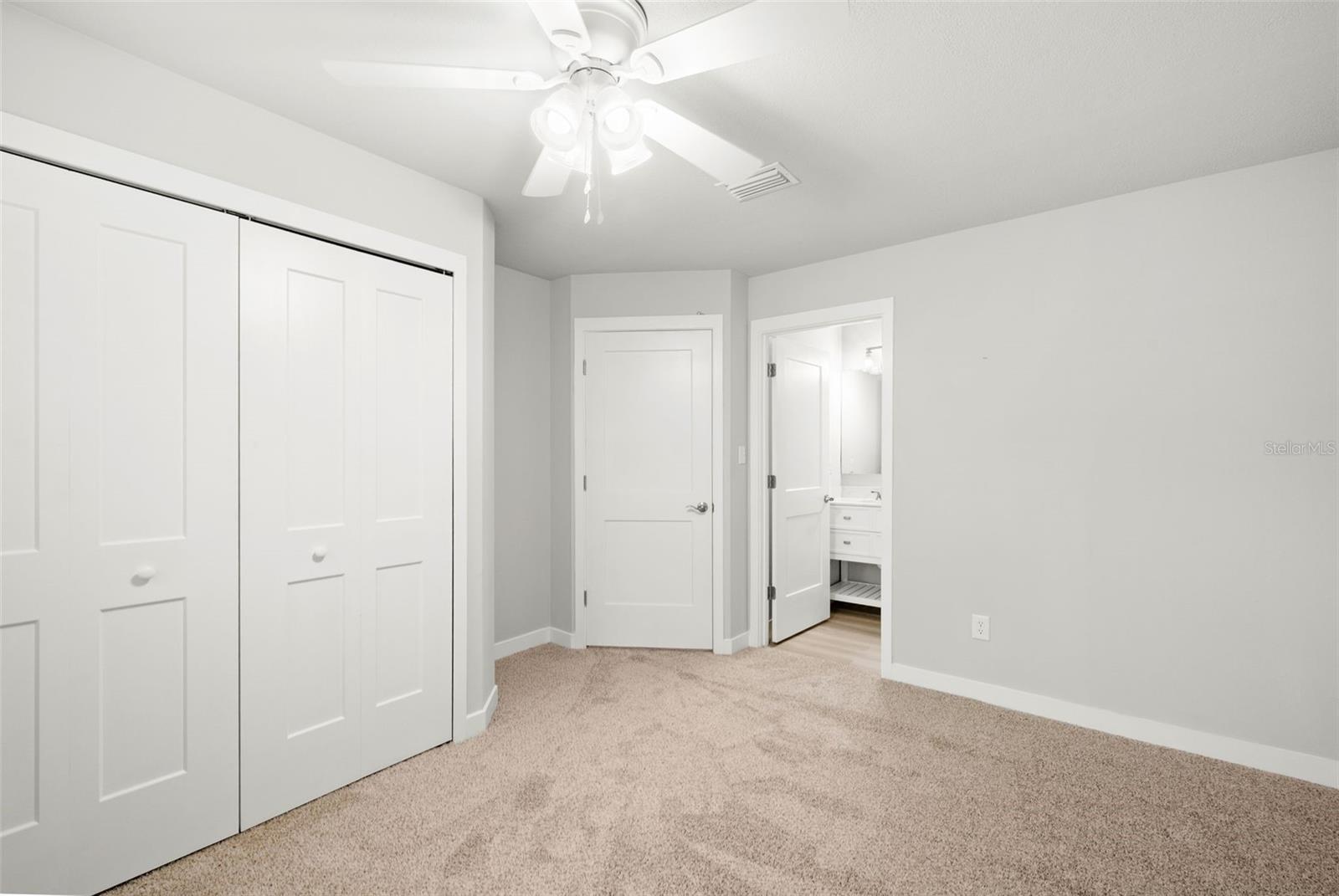 CAROL ESTATES TERRACE - Residential