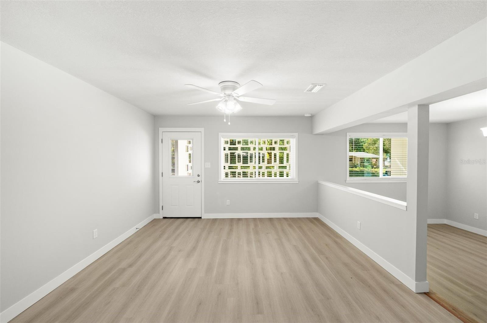 CAROL ESTATES TERRACE - Residential