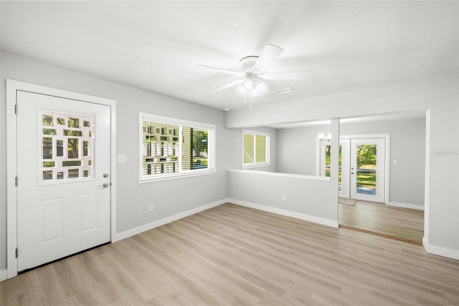 CAROL ESTATES TERRACE - Residential