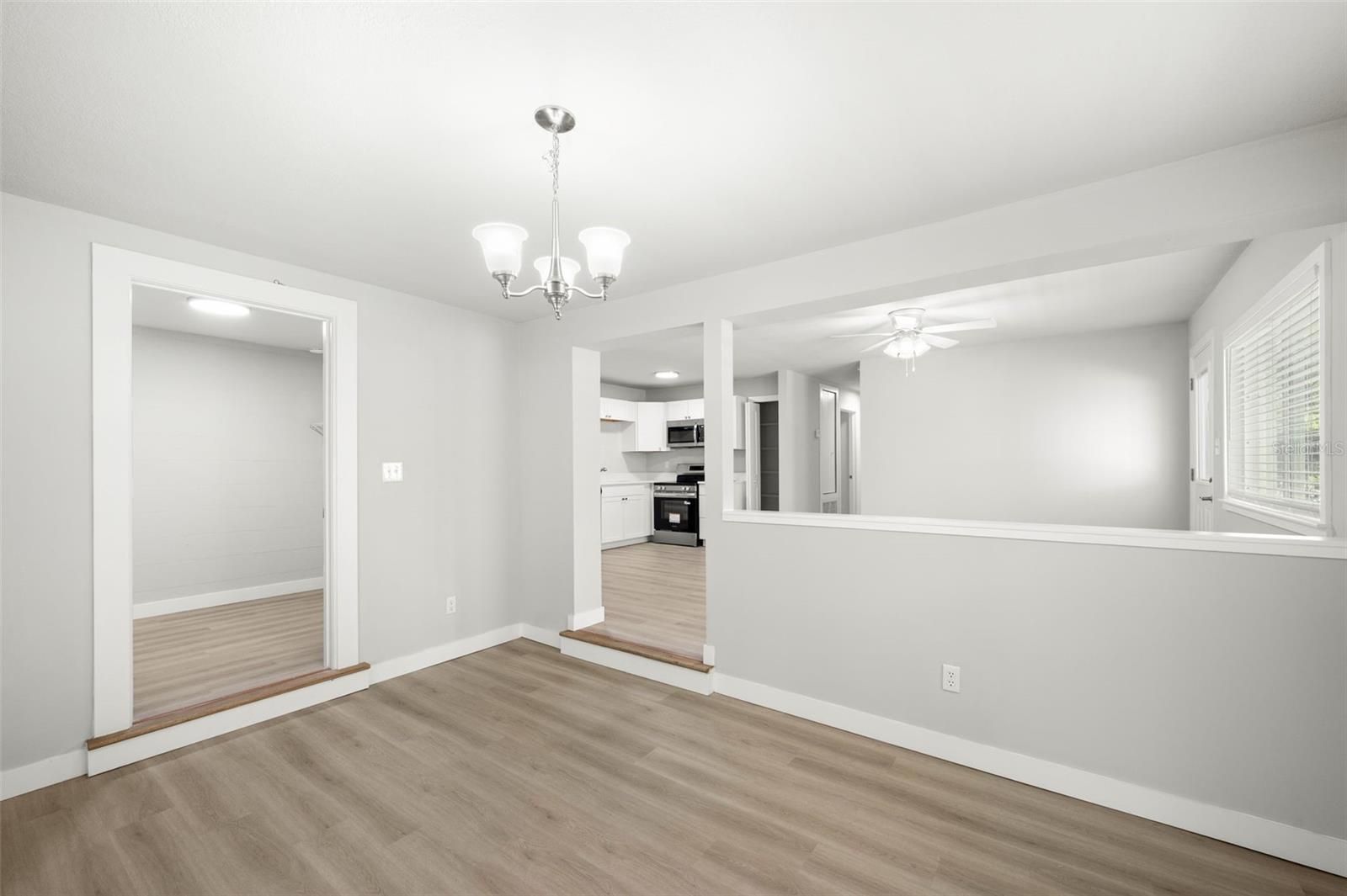 CAROL ESTATES TERRACE - Residential