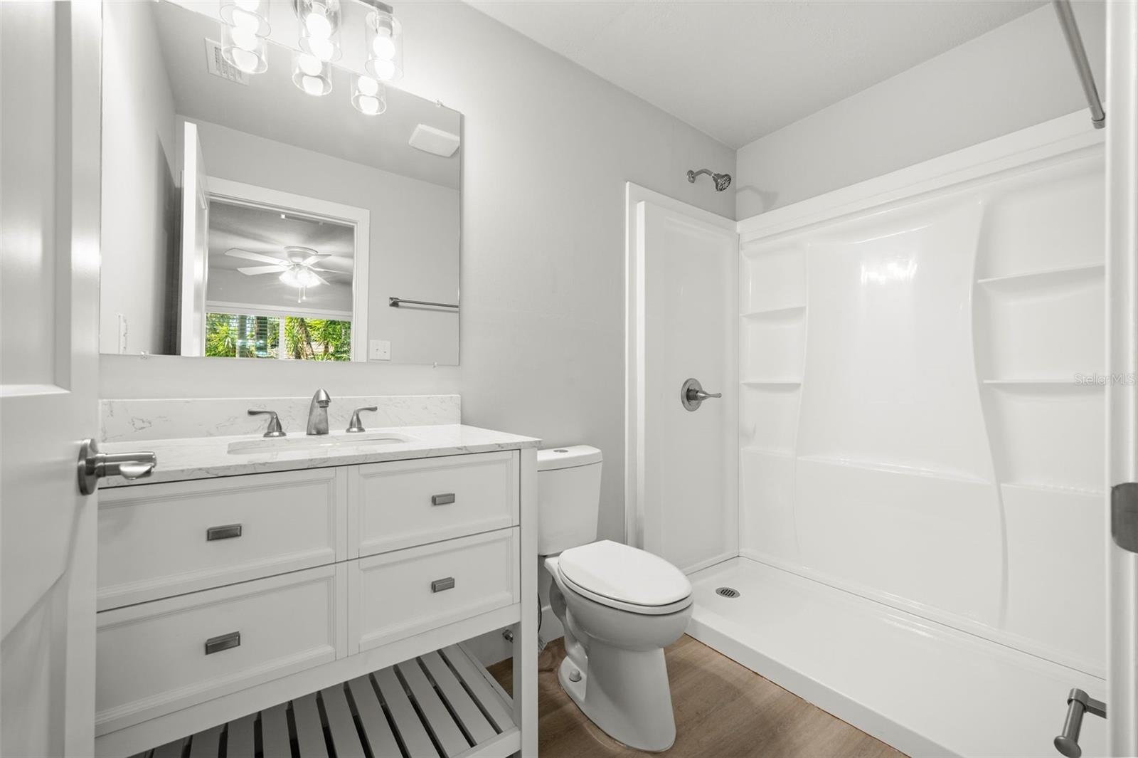 CAROL ESTATES TERRACE - Residential