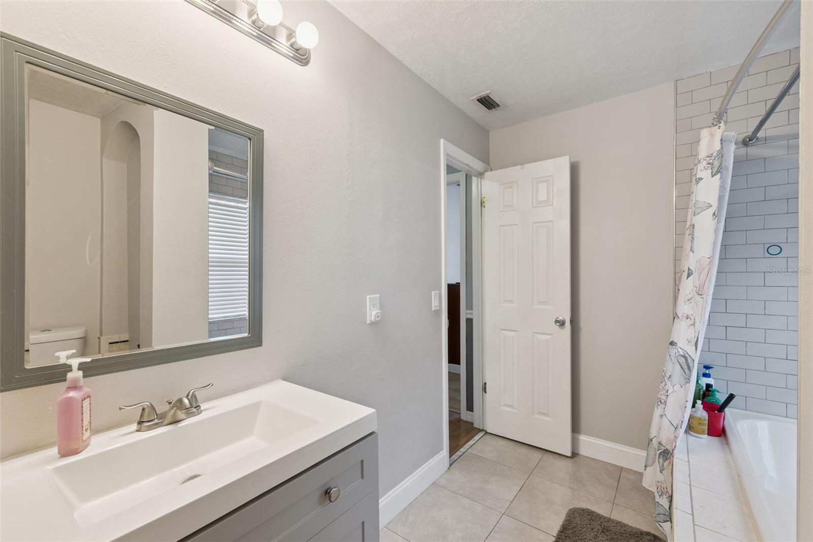 WRENWOOD UNIT 3 3RD ADD - Residential