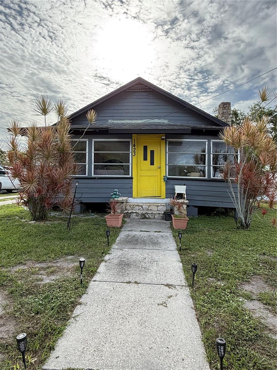 1423 16TH STREET W