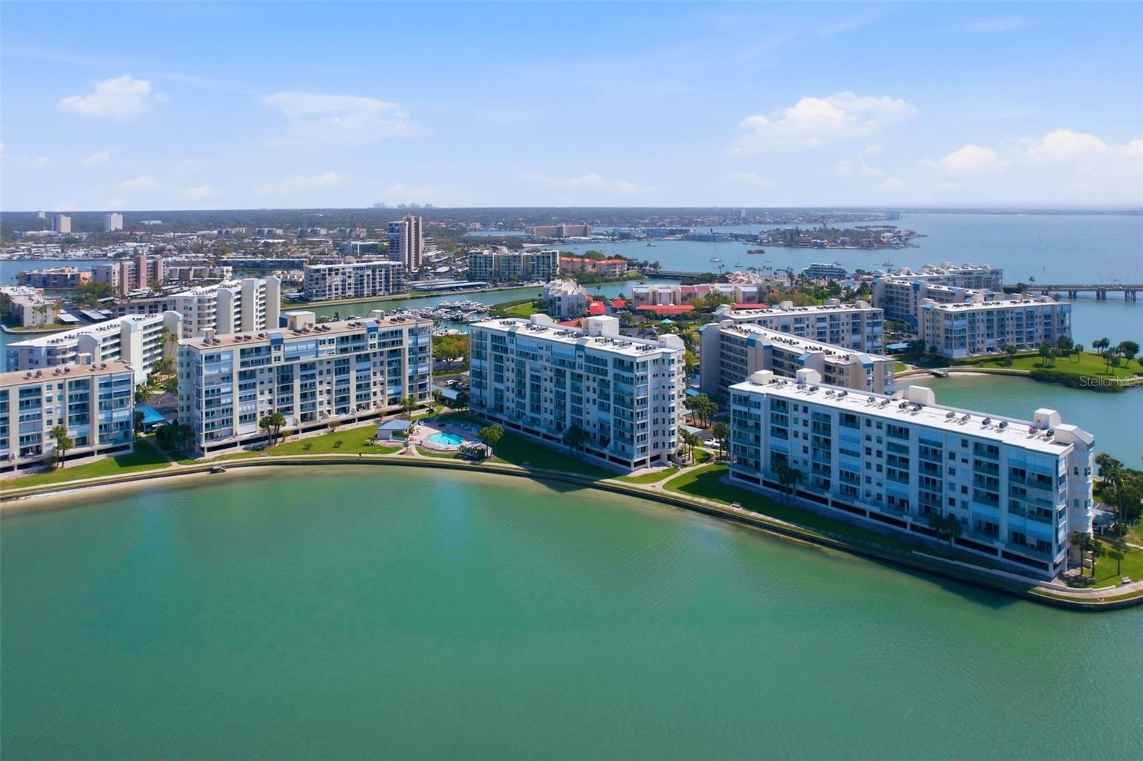 HARBOURSIDE CONDO - Residential