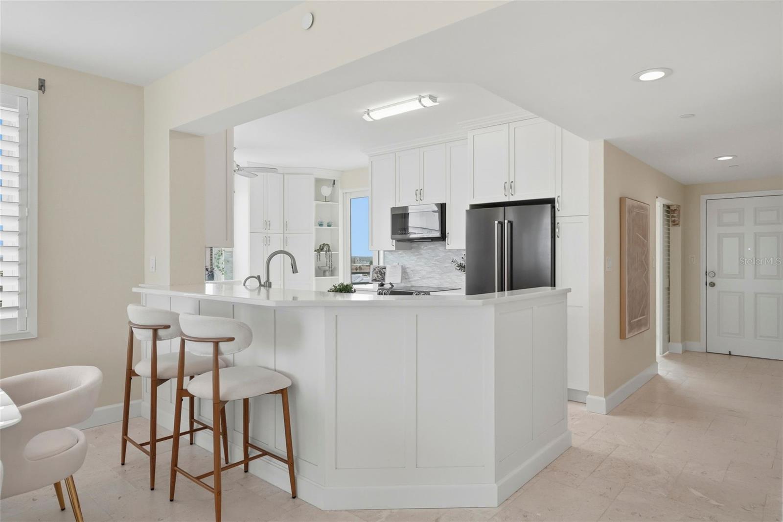 HARBOURSIDE CONDO - Residential