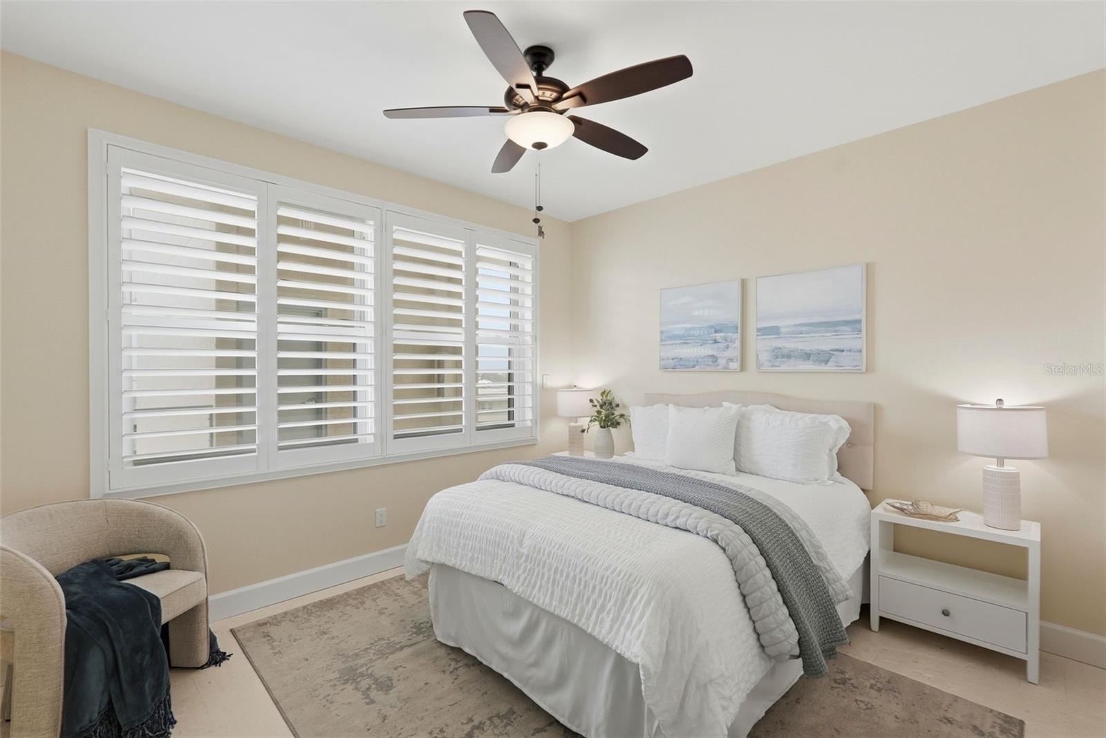 HARBOURSIDE CONDO - Residential