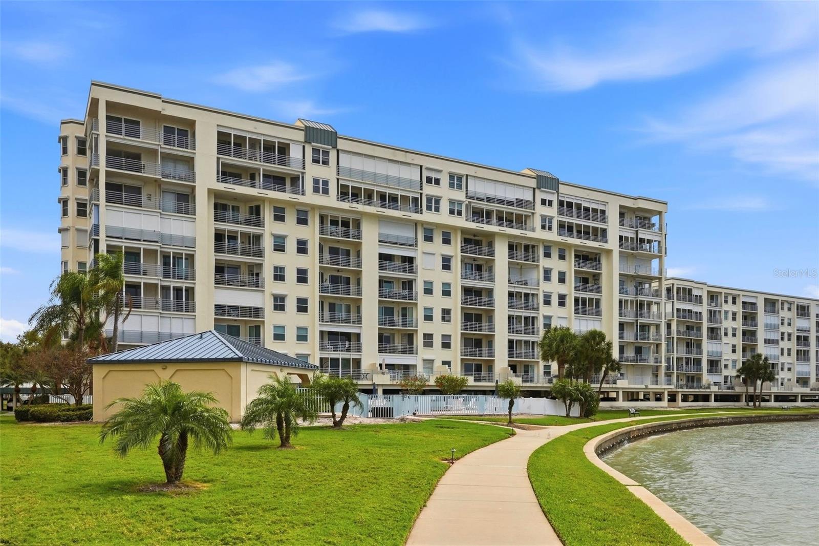 HARBOURSIDE CONDO - Residential