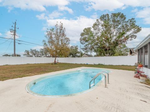 A home in LARGO