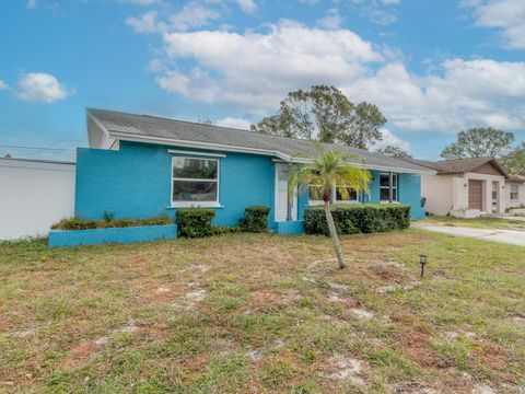 A home in LARGO