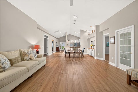 Tiny photo for 10983 SW 69th Circle, Ocala, FL 34476 (MLS # OM734555)