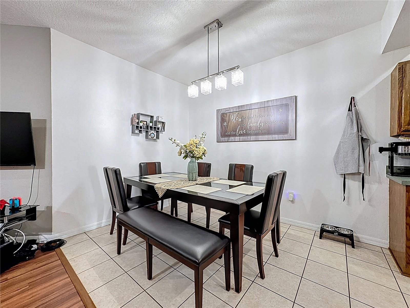 TOWN CENTER VILLAS - Residential