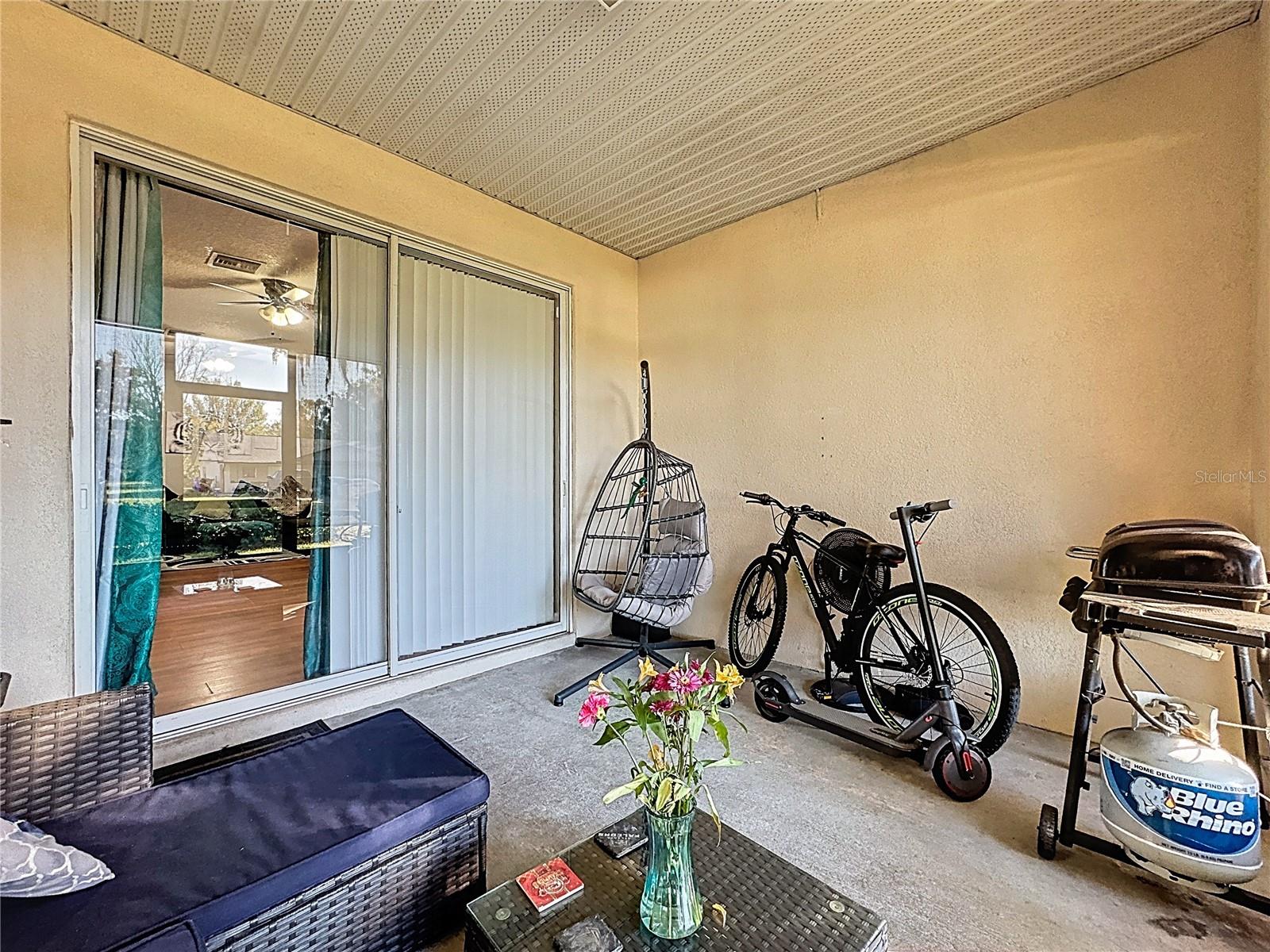 TOWN CENTER VILLAS - Residential