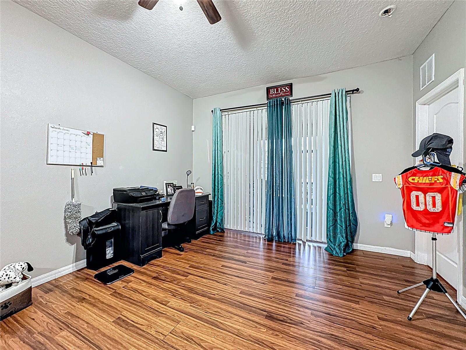 TOWN CENTER VILLAS - Residential