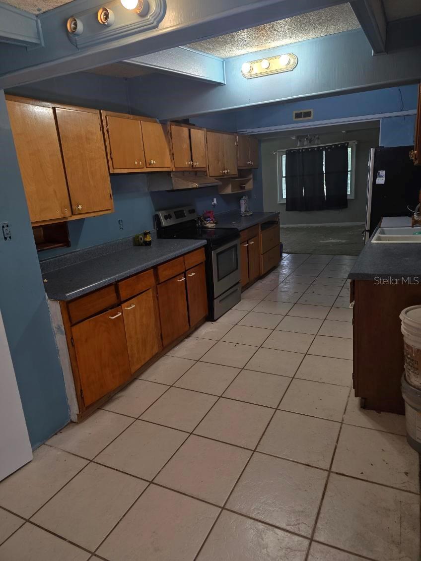 2603 NE 12TH STREET