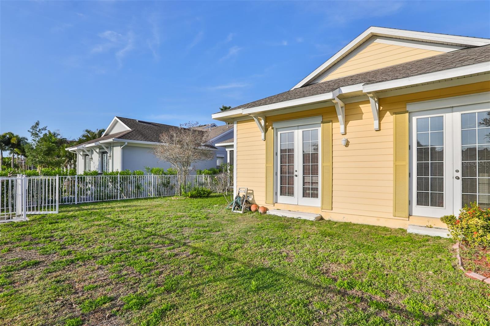 MIRABAY PH 3B-2 - Residential