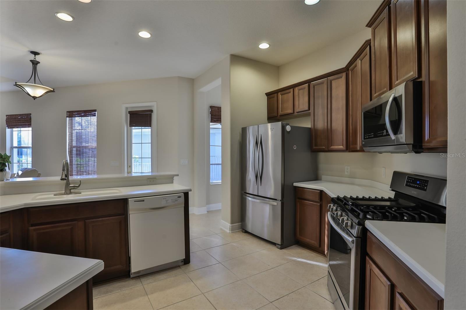 MIRABAY PH 3B-2 - Residential