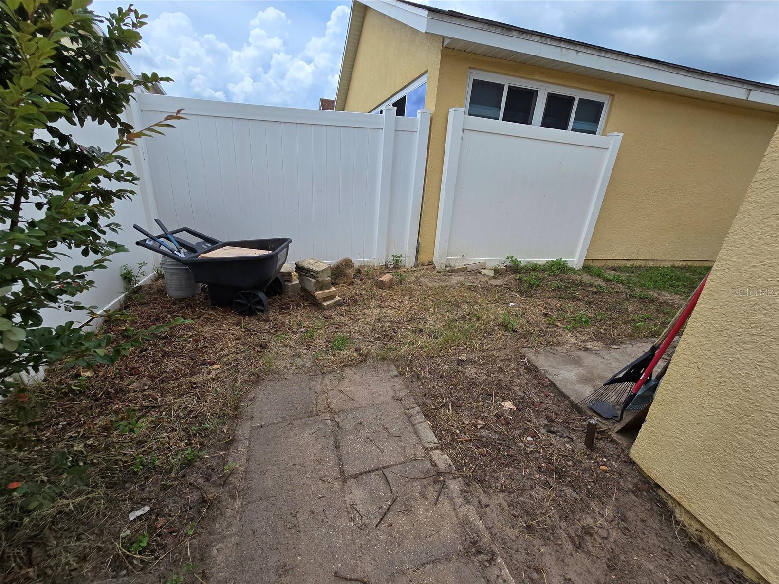 VILLAGES OF PARKWOOD - Residential