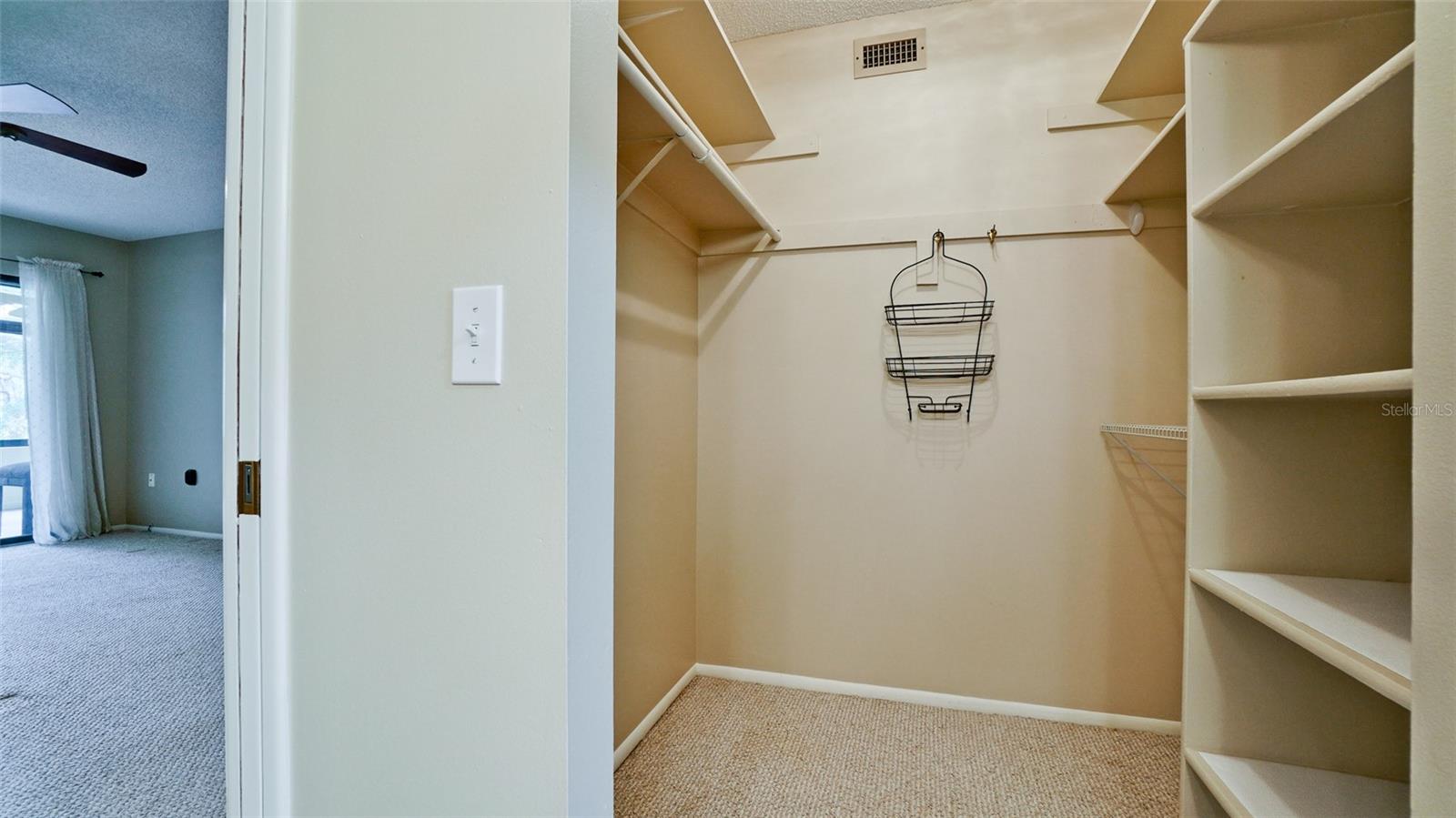 WILDEWOOD SPGS STAGE 7D OF OAKVIEW - Residential