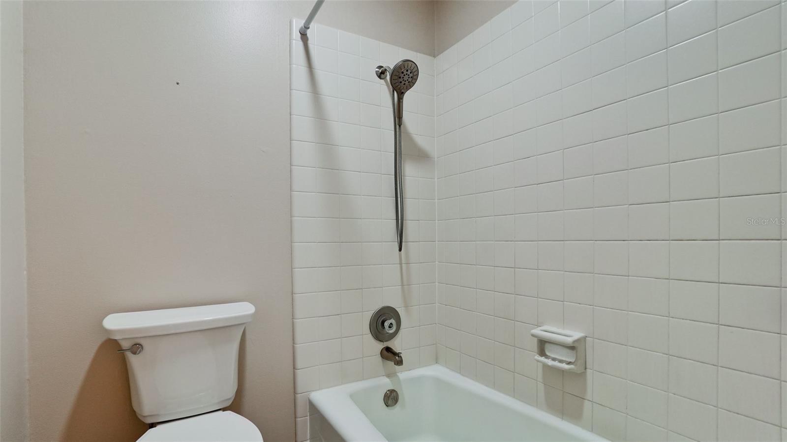 WILDEWOOD SPGS STAGE 7D OF OAKVIEW - Residential