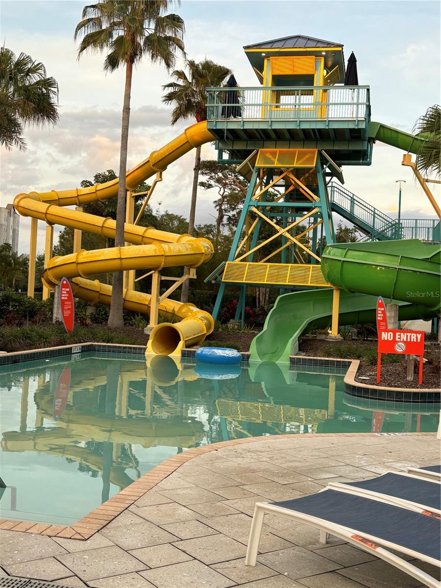 GROVE RESORT AND SPA HOTEL CONDOMINIUM 3 - Residential