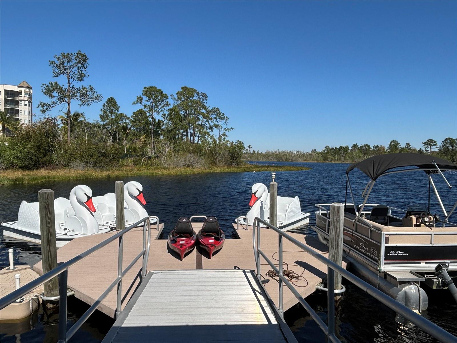 GROVE RESORT AND SPA HOTEL CONDOMINIUM 3 - Residential