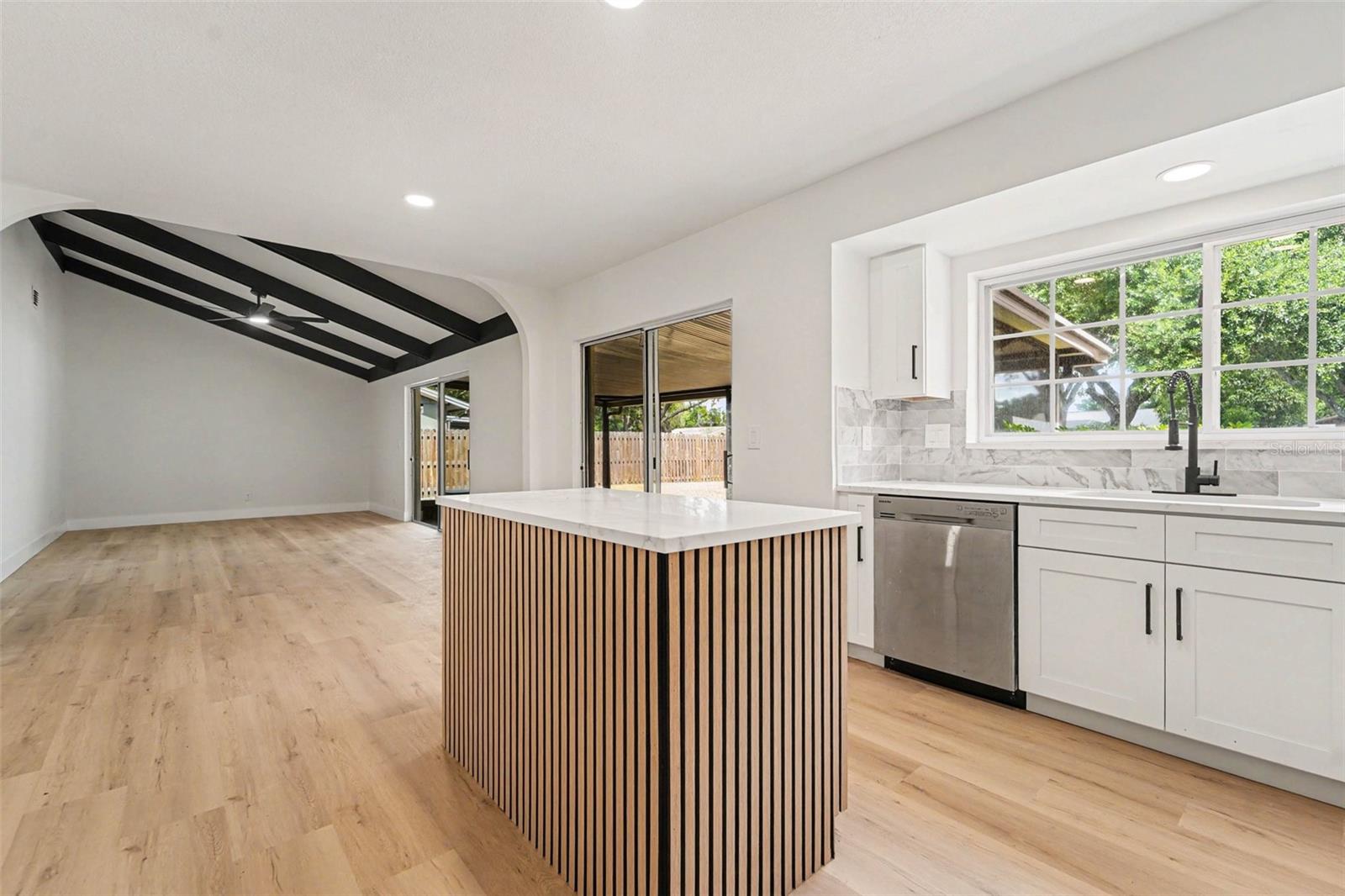 NORTHDALE SEC F UNIT 1 - Residential