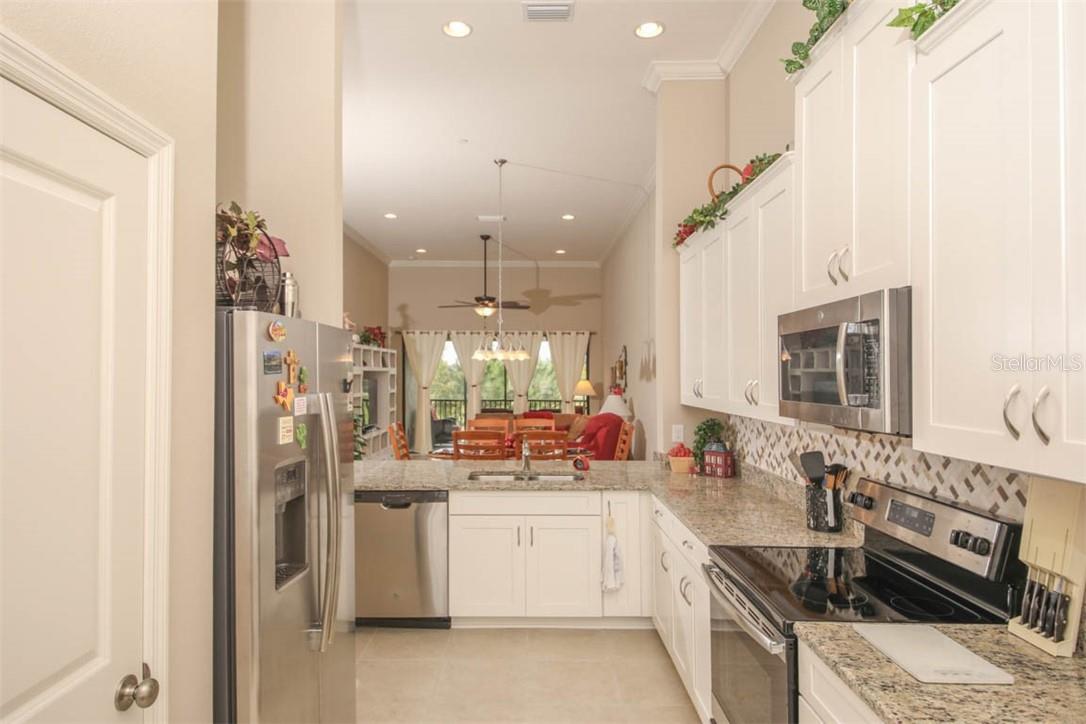 ESPLANADE PH III @ LAKEWOOD RANCH - Residential Lease