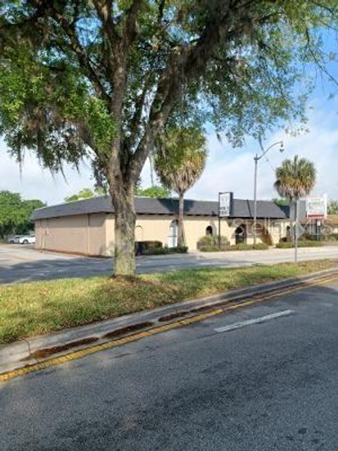 Photo of 1302 N Main Street, Kissimmee, FL 34744 (MLS # R4911622)