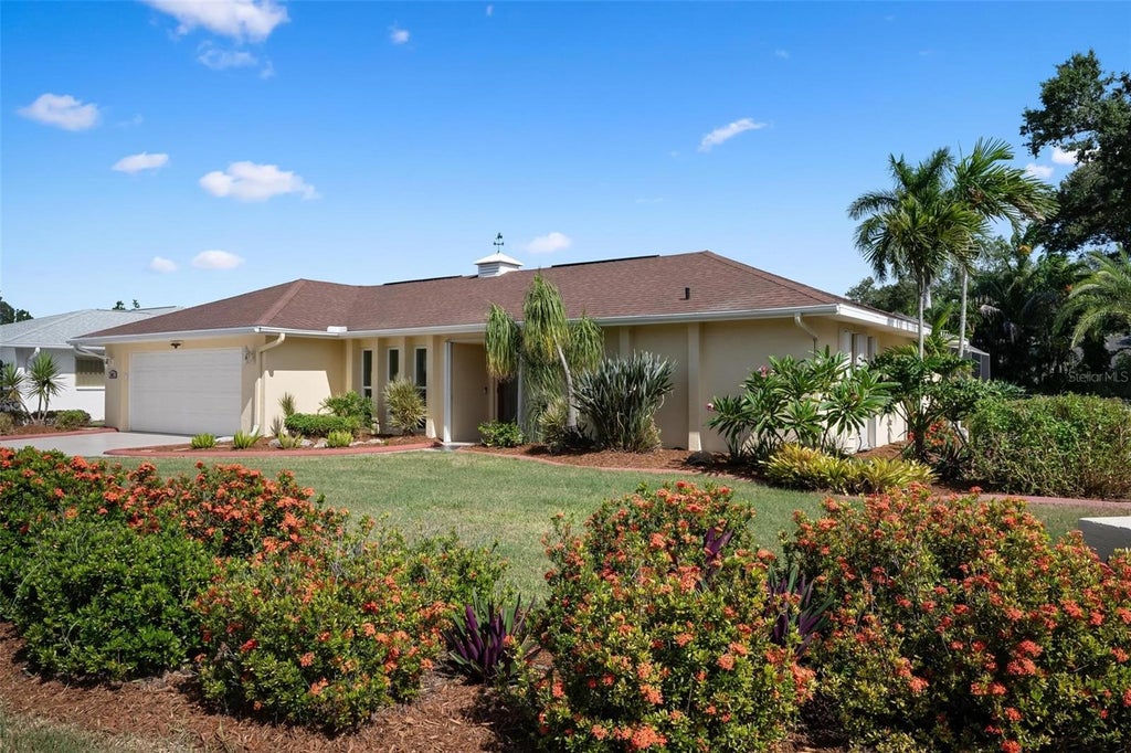 Photo of 1011 Pine Forest Court, Venice, FL 34293 (MLS # N6144598)