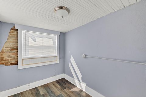 Tiny photo for 103 S 2nd Street #C, Leesburg, FL 34748 (MLS # G5108650)