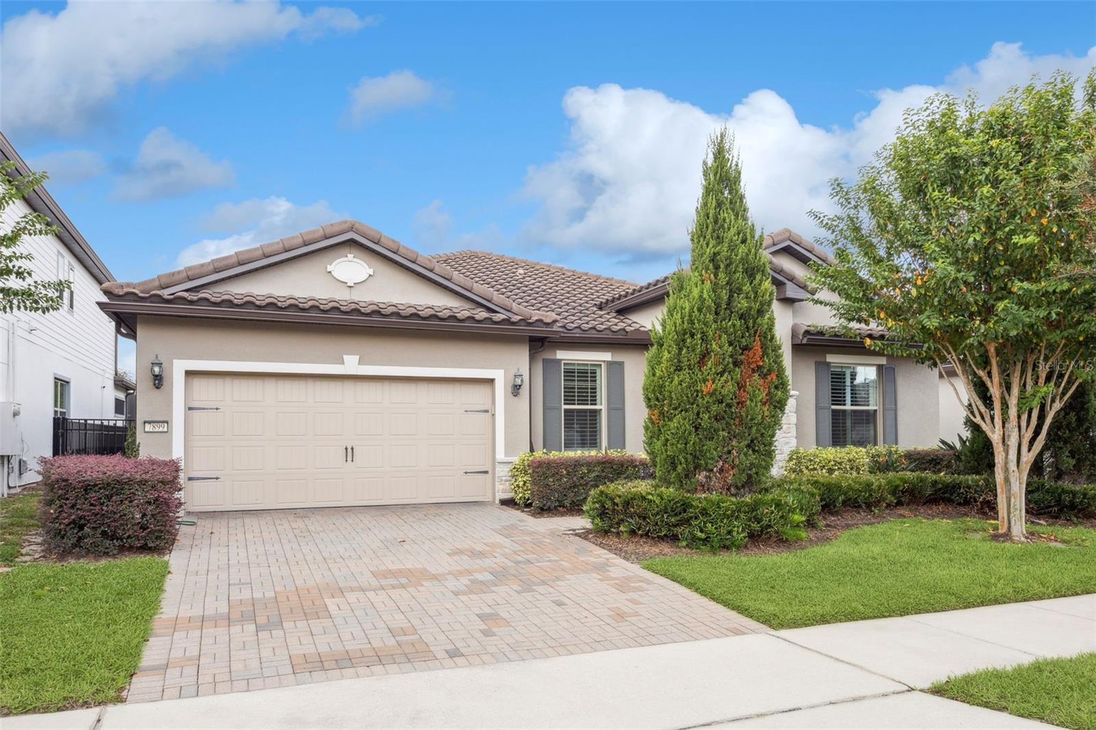 PHILLIPS GROVE - Residential