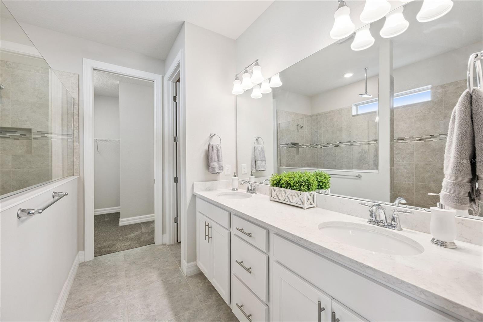 PHILLIPS GROVE - Residential