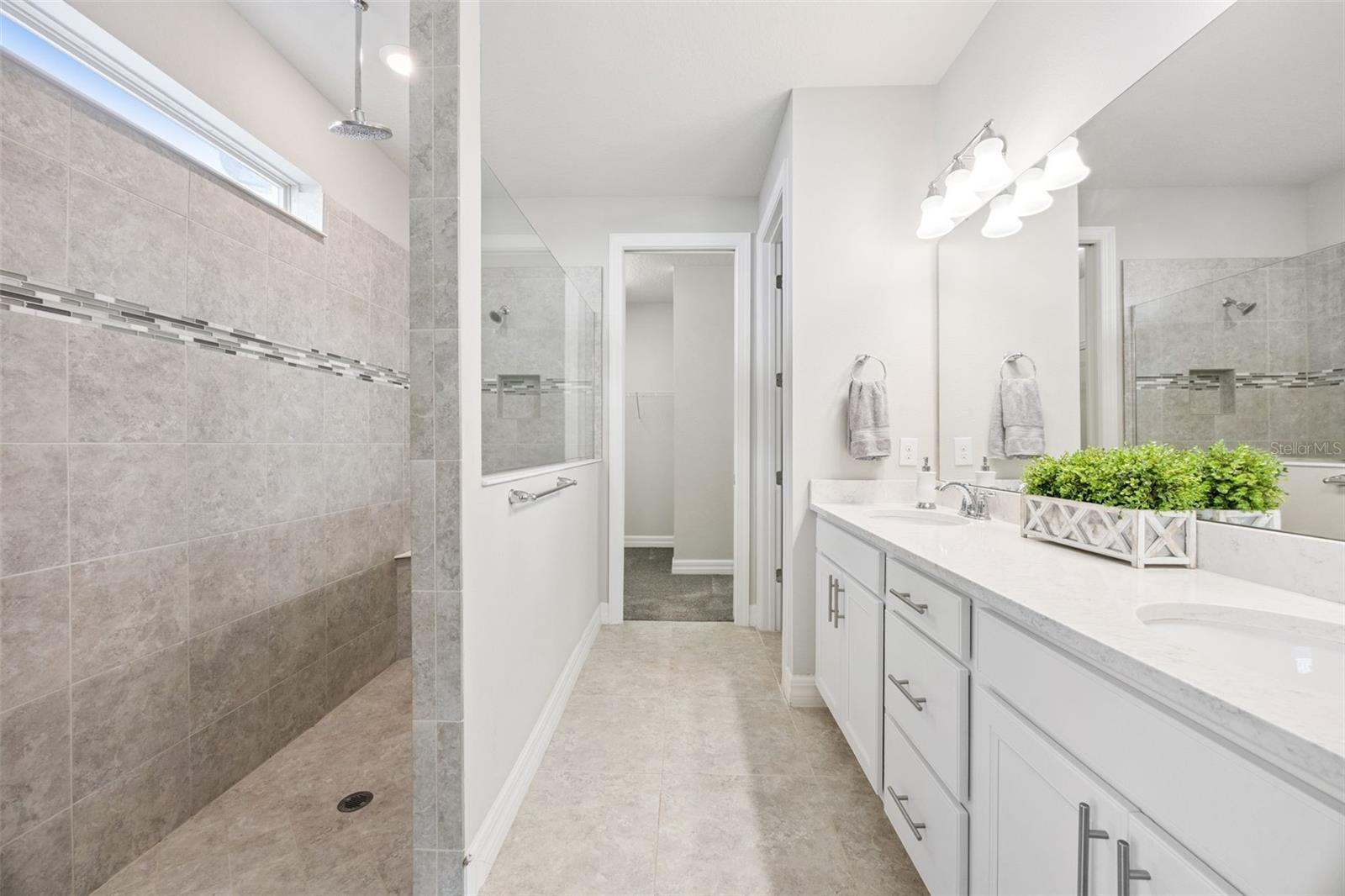 PHILLIPS GROVE - Residential