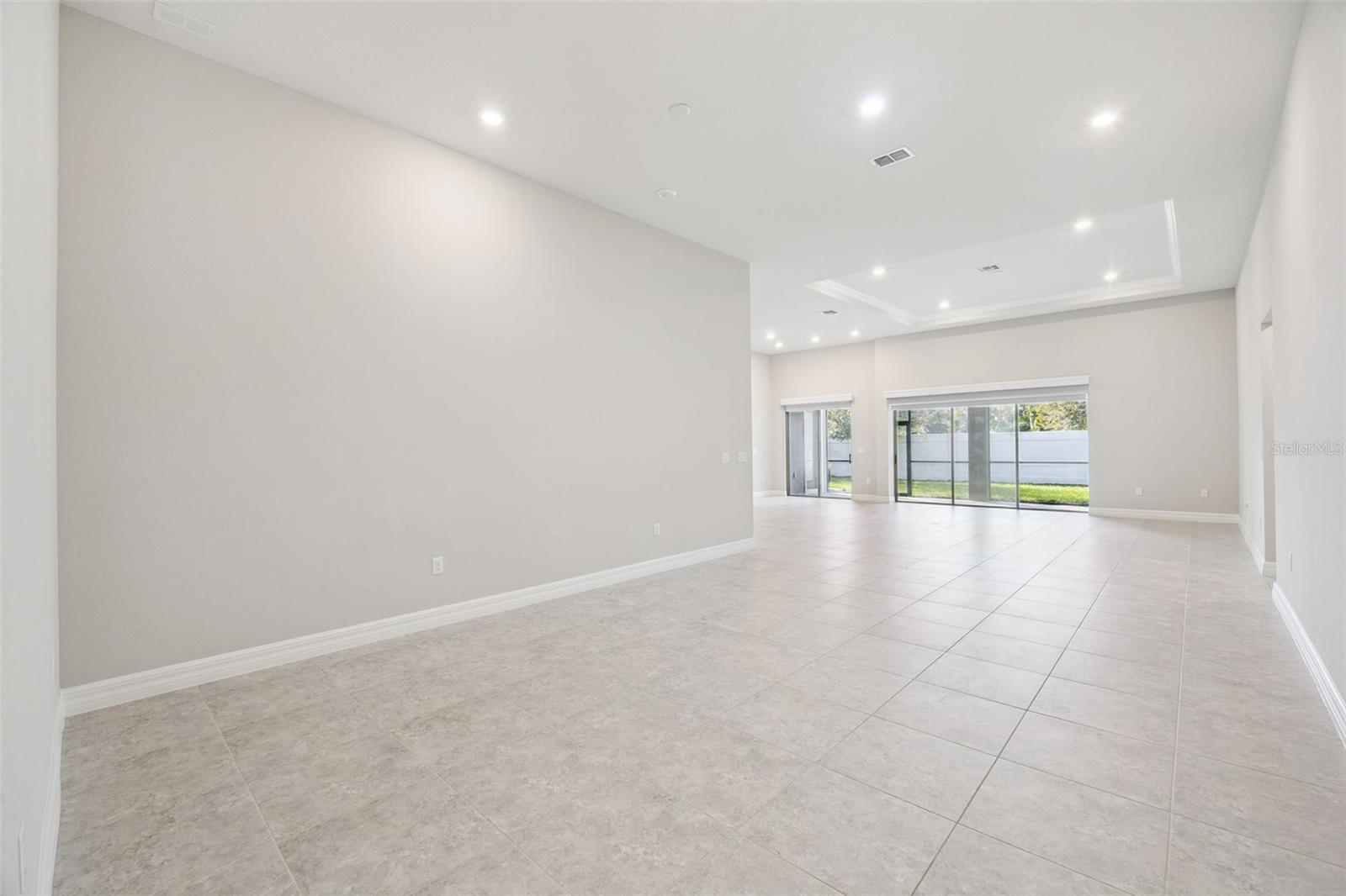PHILLIPS GROVE - Residential